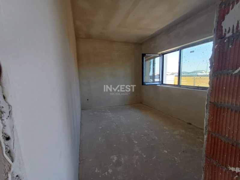 Casa cu 4 camere , Valea Ursului-Vorovesti , pozitie buna