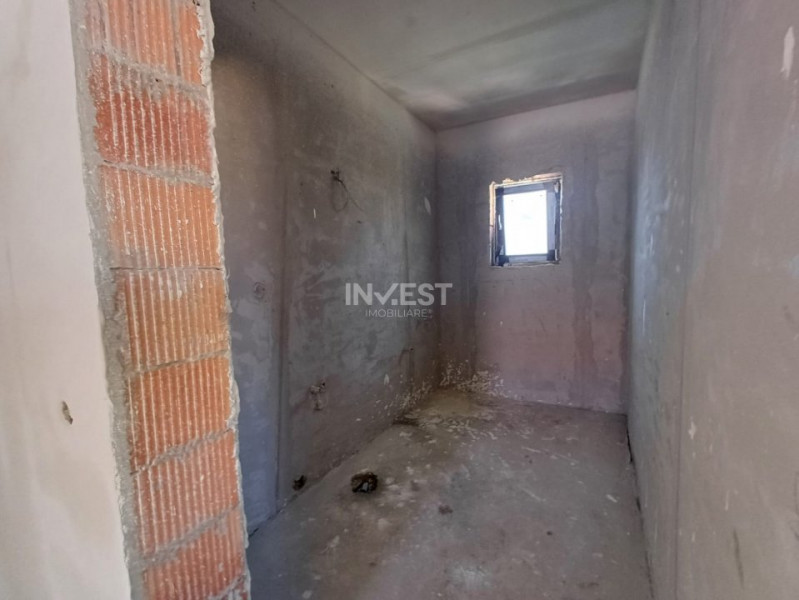 Casa cu 4 camere , Valea Ursului-Vorovesti , pozitie buna