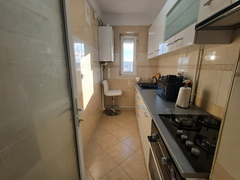 Apartament 2 camere, decomandat, zona Alpha Bank - Pacurari, Iasi