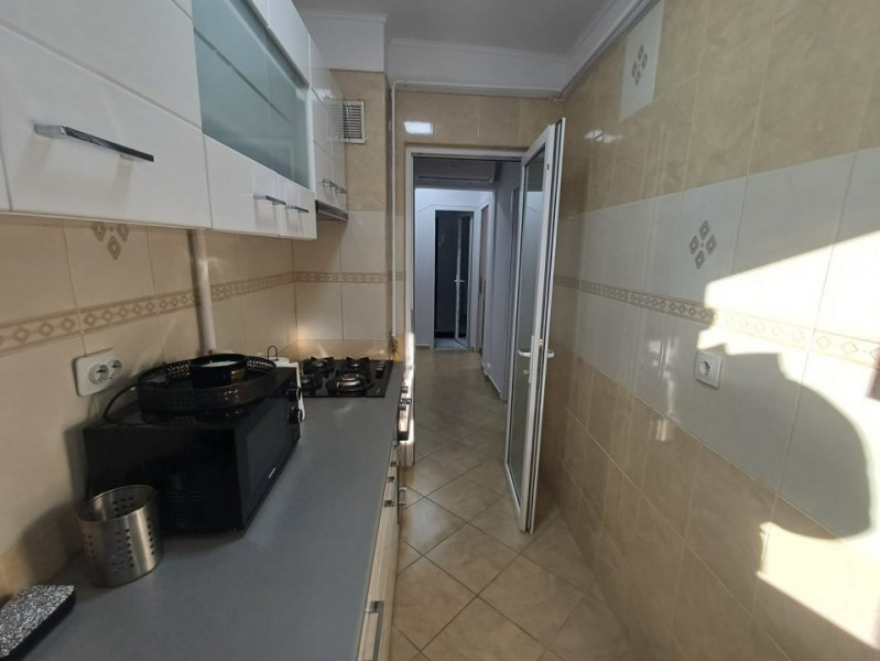 Apartament 2 camere, decomandat, zona Alpha Bank - Pacurari, Iasi