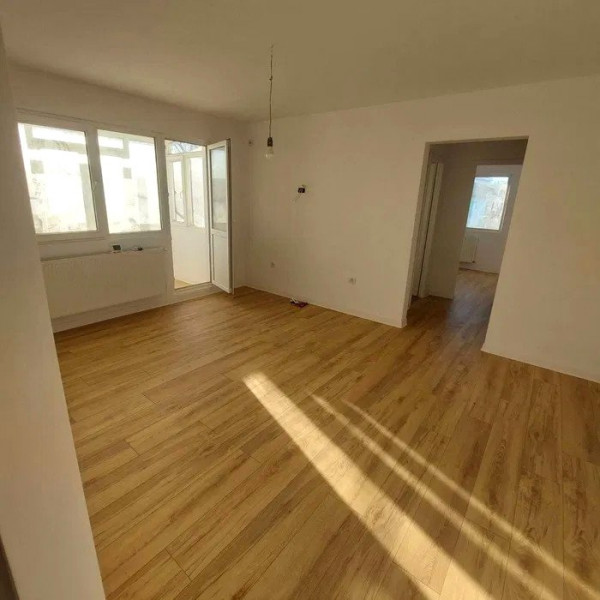 Apartament 2 camere renovat - bloc fără risc - Podul de Piatră 