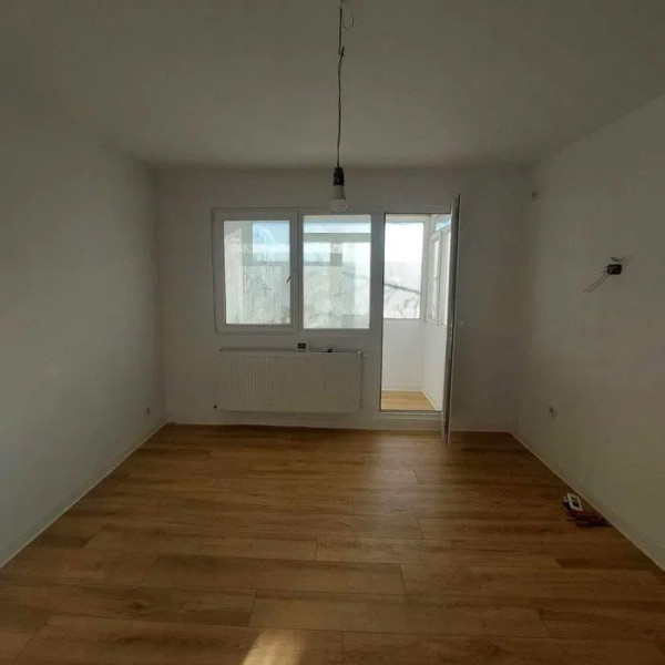 Apartament 2 camere renovat - bloc fără risc - Podul de Piatră 