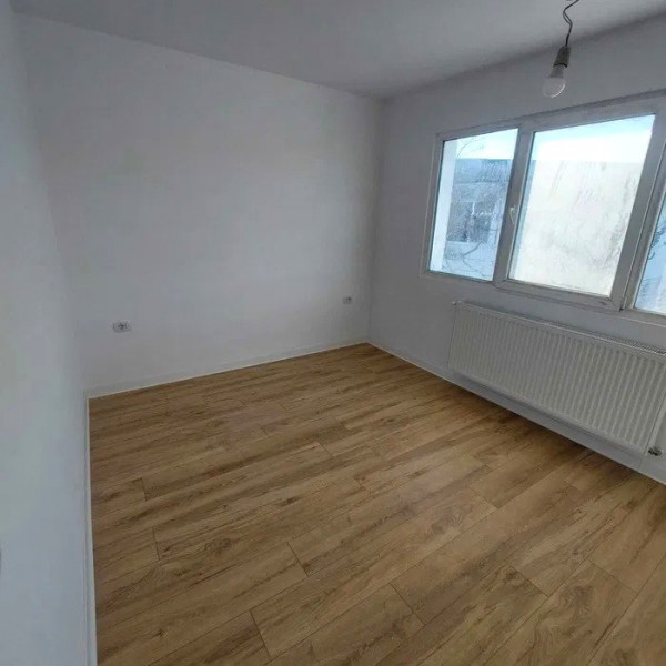 Apartament 2 camere renovat - bloc fără risc - Podul de Piatră 