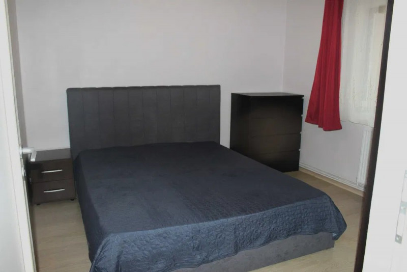 Dacia- Apartament 2 camere, renovat, etaj 1 -90.000 euro