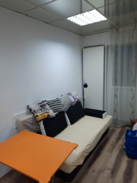 CENTRU-Hala Centrala- apartament 2 camere decomandat, etajul 1 