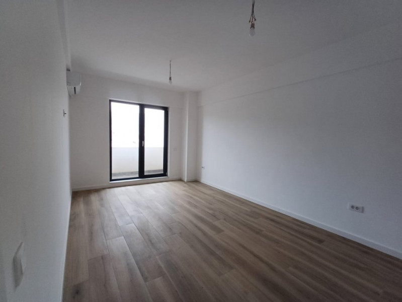 APARTAMENT CU 3 CAMERE IN VISANI , STRADA PRINCIPALA , FINALIZAT SI INTABULAT 