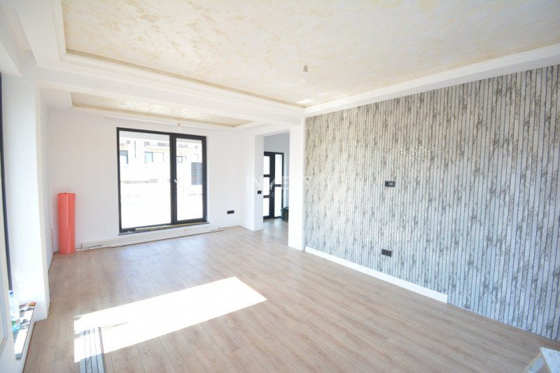 Casa individuala cu beci, 3 bai, 644mp teren. zona Popas Pacurari