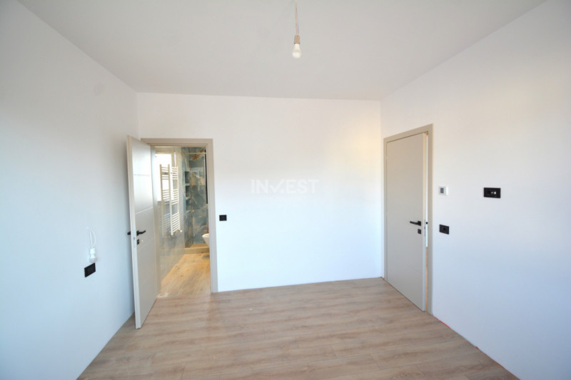 Casa individuala cu beci, 3 bai, 644mp teren. zona Popas Pacurari