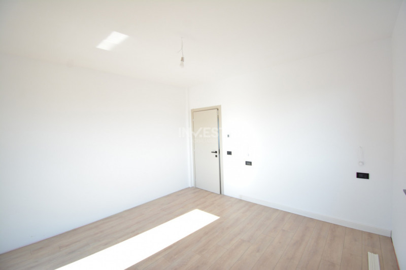 Casa individuala cu beci, 3 bai, 644mp teren. zona Popas Pacurari