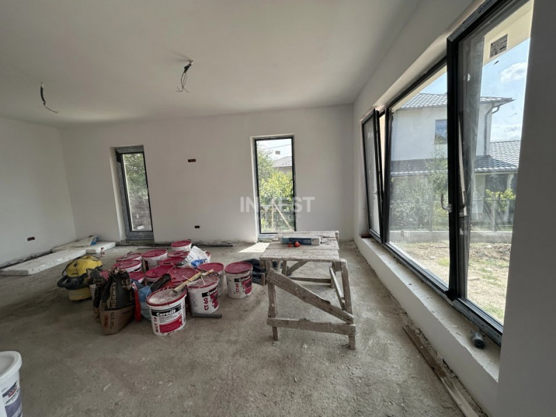 Casa de vanzare cu 4 camere, mutare rapida. Popas Pacurari, IASI