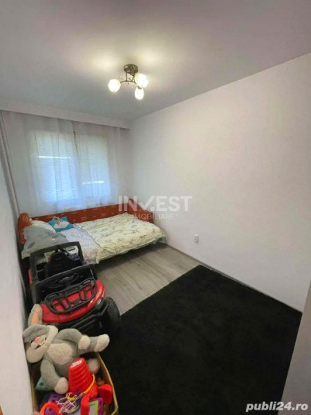 Apartament 3 camere - etaj 1 - Podu Roș 