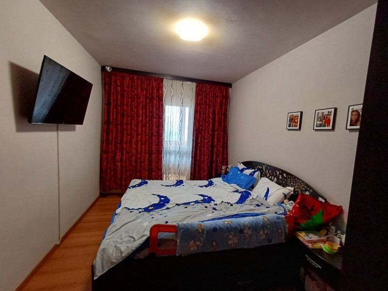 Apartament 3 camere, decomandat, Pacurari - kaufland