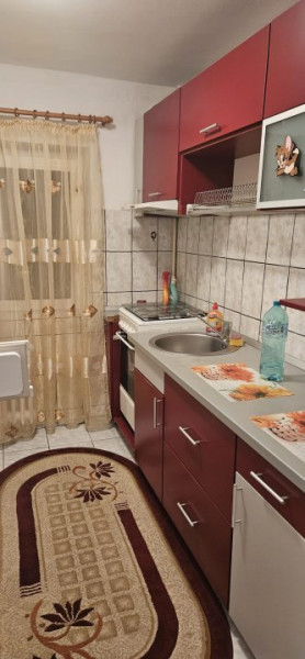 Apartament 2 camere, decomandat, intermediar – Prima stație dupa Podu Roș