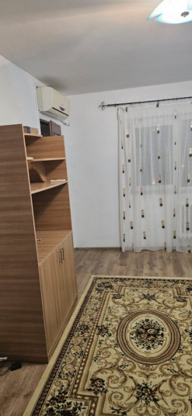 Apartament 2 camere, decomandat, intermediar – Prima stație dupa Podu Roș