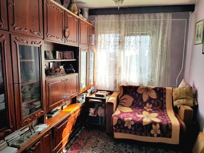 Apartament 3 camere decomandat - Palas Mall 