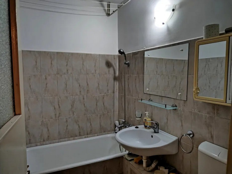 Apartament 3 camere decomandat - Palas Mall 