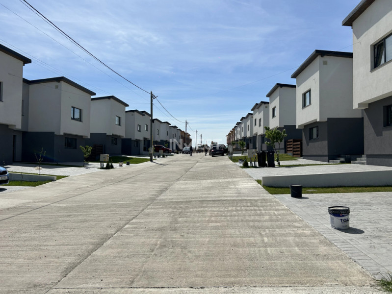 Comision 0% Casă cu dormitor/ birou la parter, 5 camere. Popas Pacurari