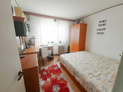 Zimbru- Apartament 3 camere, etaj 2- 90.500 euro 