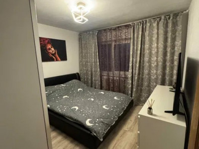 Apartament 3 Camere, intermediar, mobilat si utilat zona Nicolina2 