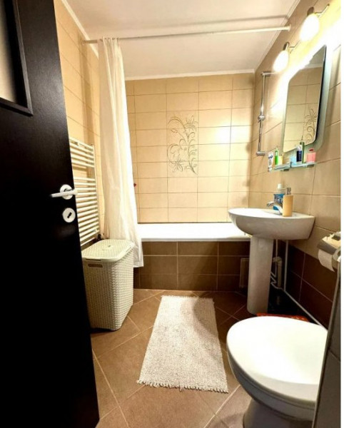 Apartament 3 Camere, intermediar, zona Nicolina 1( Lidl)