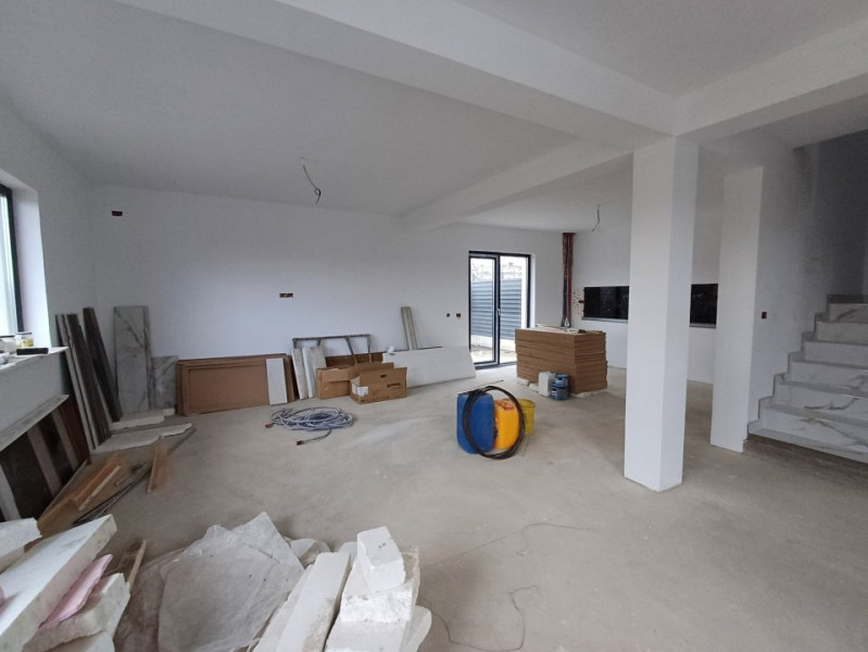 DUPLEX 4 CAMERE IN CIURBESTI