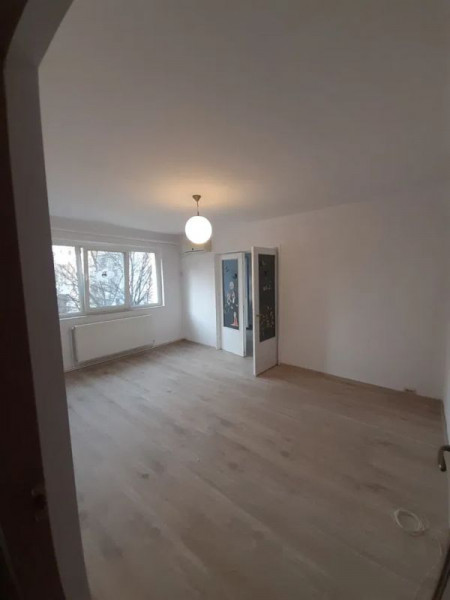 Apartament 2 camere - Alexandru cel Bun - P. Voievozilor