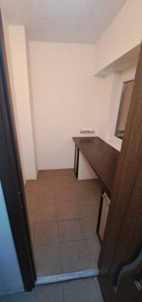 Apartament 1 camera, decomandat mobilat- utilat, Nicolina