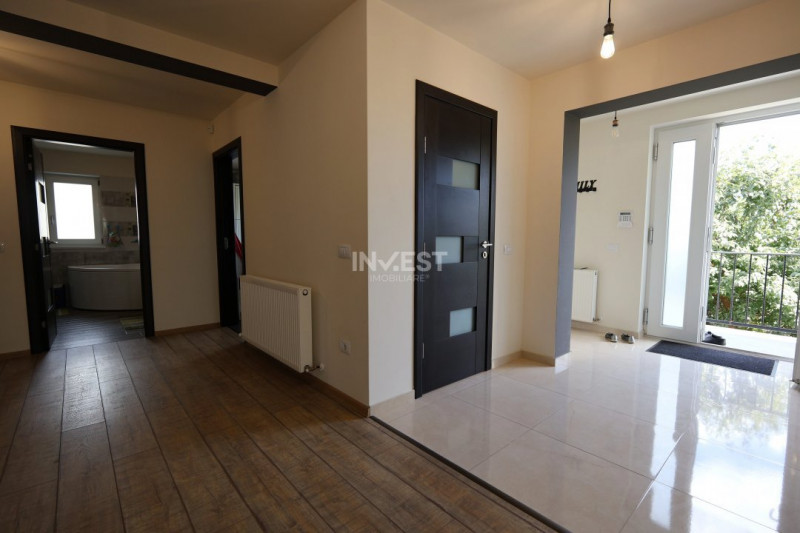 Casa de vanzare, parter 4 camere, garaj, 1424mp teren - Bucium- Vișani, IASI