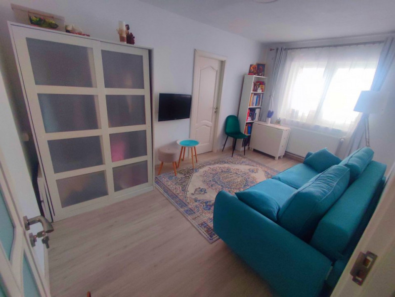 Apartament 2 camere-Tatarasi-balcon 20 mp