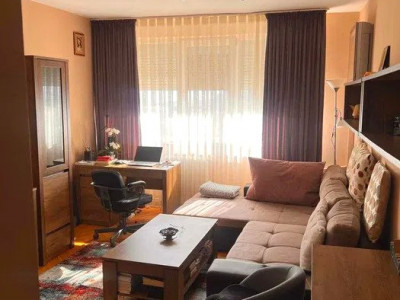 Apartament 3 camere decomandat - Podu Roș, Bulevardul Socola 