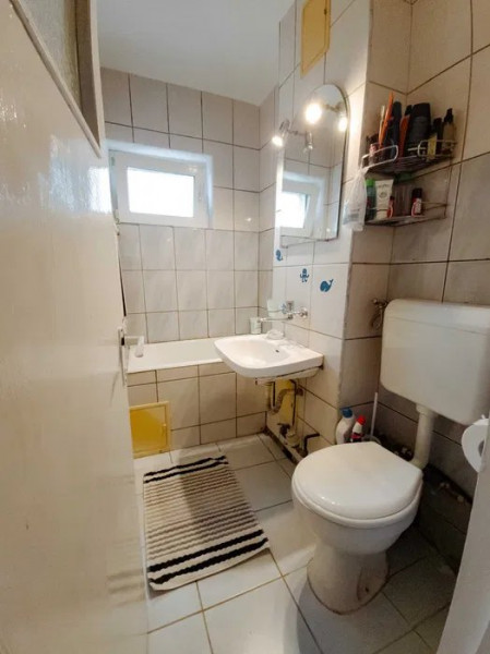 Zimbru- Apartament 3 camere, etaj 2- 98.000 euro 