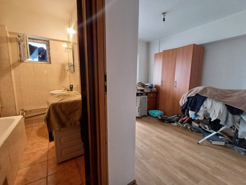 Exclusivitate!! Apartament 4 camere si 2 bai, etaj 3, zona Garii - Fostul Billa 
