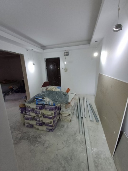 Apartament 3 camere, 2 bai decomandat- Zona Zimbru -RENOVAT 