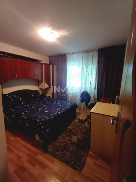 Apartament 3 Camere, etaj 1, zona Nicolina 1 