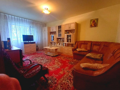 Apartament 3 Camere, etaj 1, zona Nicolina 1 
