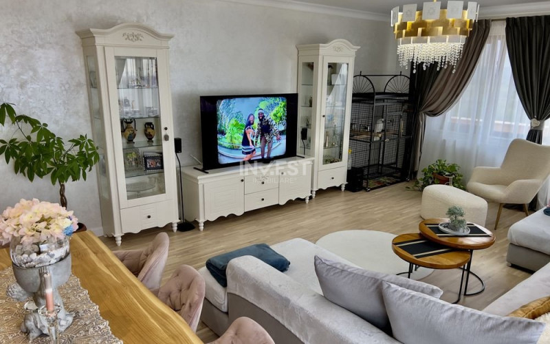 *PENTHOUSE cu vedere panoramică* (complet mobilat/utilat) - Bucium 