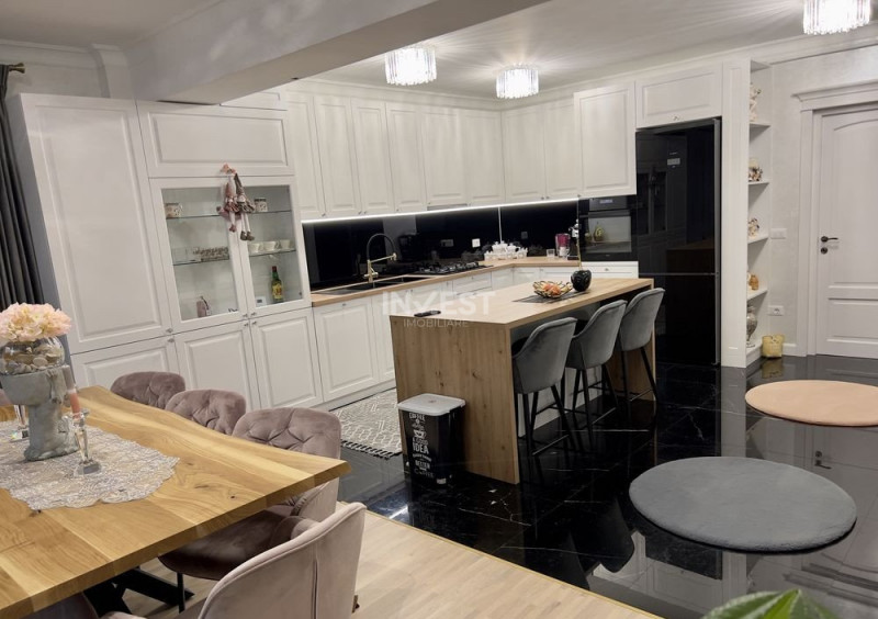 *PENTHOUSE cu vedere panoramică* (complet mobilat/utilat) - Bucium 