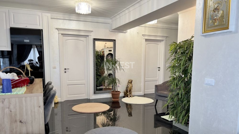 *PENTHOUSE cu vedere panoramică* (complet mobilat/utilat) - Bucium 