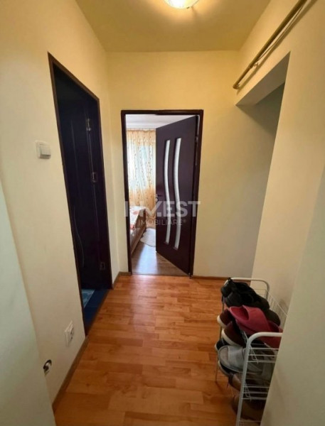 Apartament 2 camere, decomandat, zona Pacurari- Alpha Bank