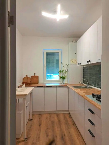 Apartament 2 camere renovat - bloc fără risc - Podu Roș