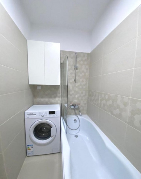 *Apartament 2 camere + loc de parcare inclus*