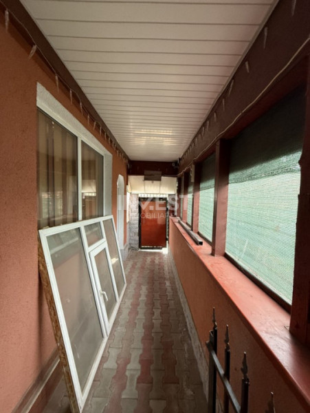 Casa cu 4 camere , Lunca Cetatuii , 157 mp utili