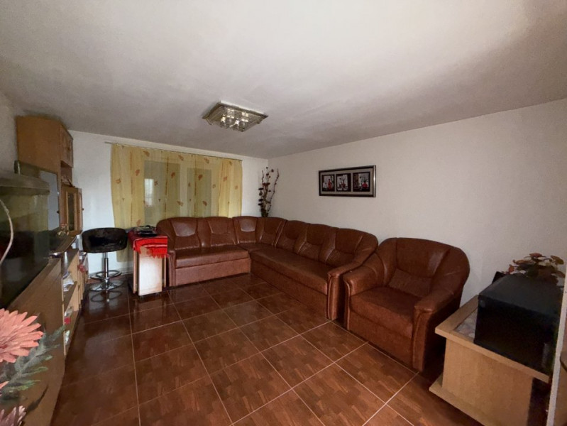 Casa cu 4 camere , Lunca Cetatuii , 157 mp utili