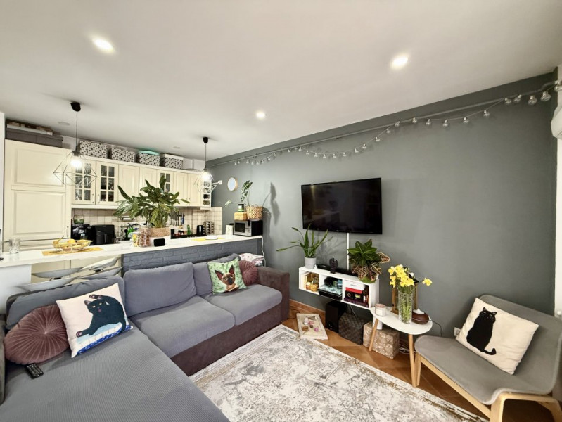 *Apartament 3 camere* grădină și parcare incluse - etaj 1/2