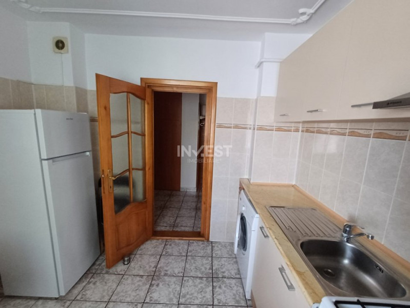 Apartament 2 camere, decomandat, zona Moara de foc - Autocenter, Iasi