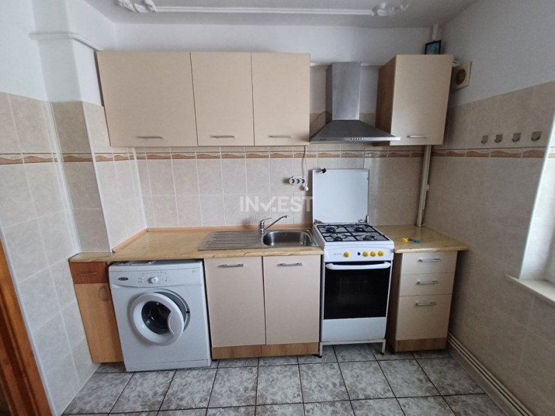 Apartament 2 camere, decomandat, zona Moara de foc - Autocenter, Iasi