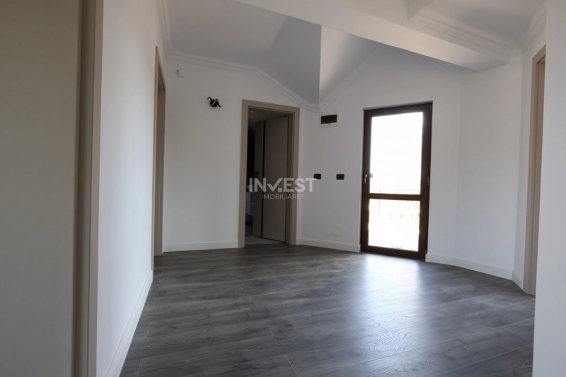 Vilă finalizată, disponibilă cu 600 sau 1000 mp teren, Rediu, IASI