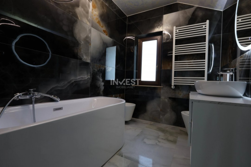 Vilă finalizată, disponibilă cu 600 sau 1000 mp teren, Rediu, IASI