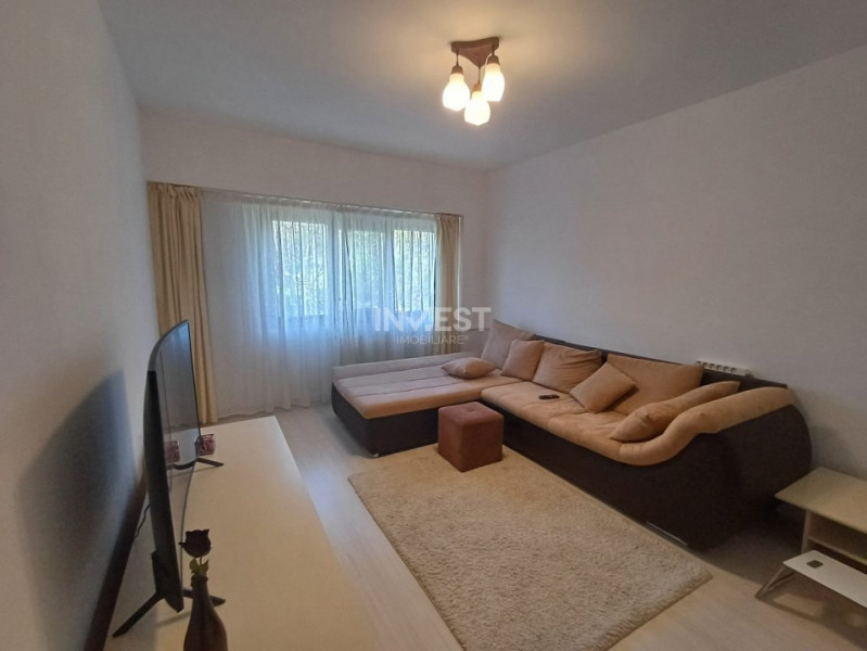Apartament 3 camere si 2 bai, zona Pacurari - Posta, Iasi
