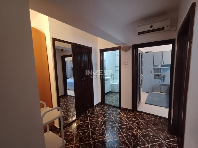 Apartament 3 camere si 2 bai, zona Pacurari - Posta, Iasi